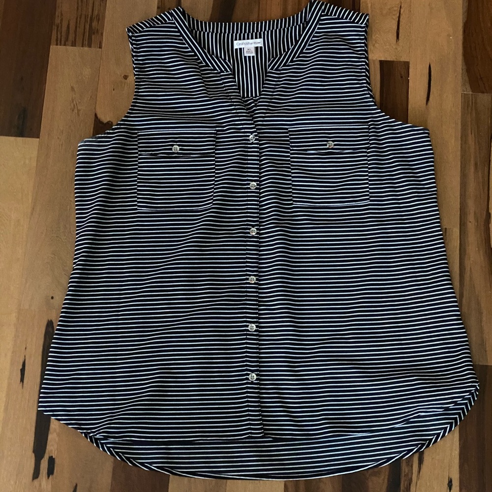Croft and Barrow Sleeveless Blouse (XL)